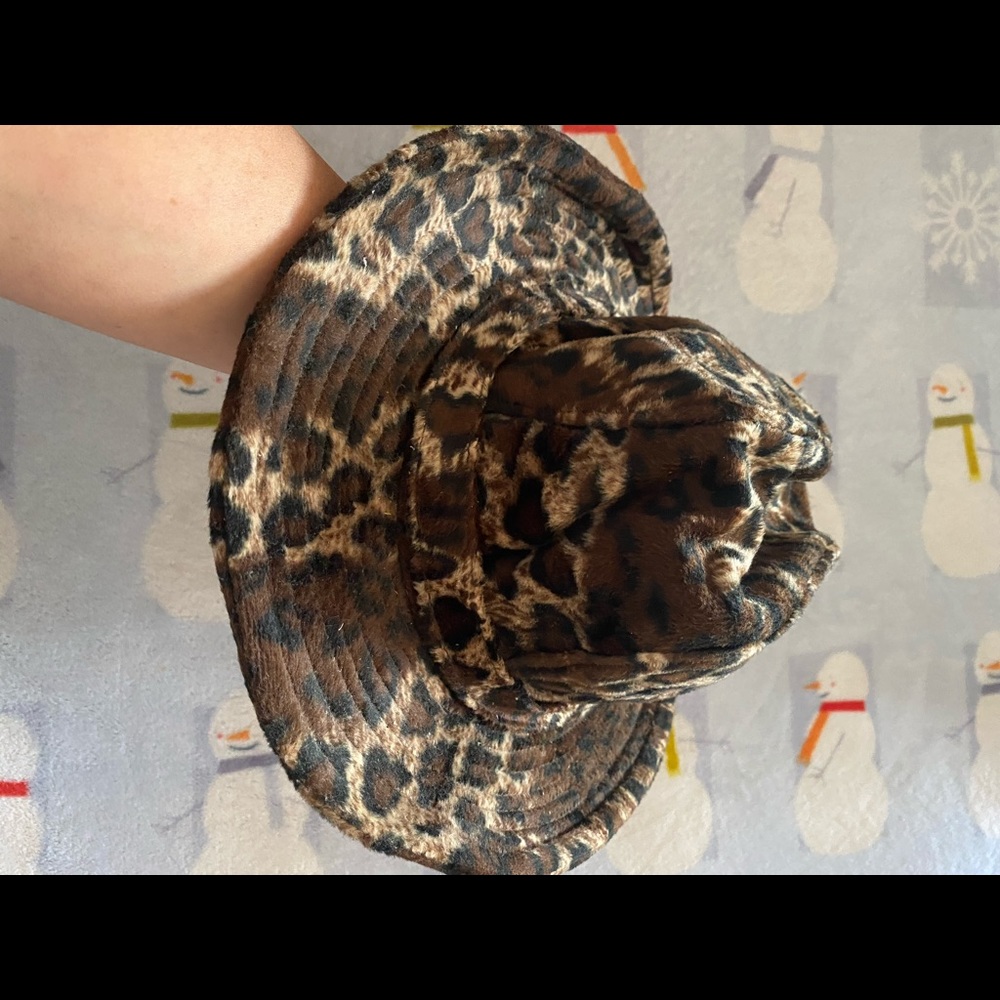 Various Hats - image 3